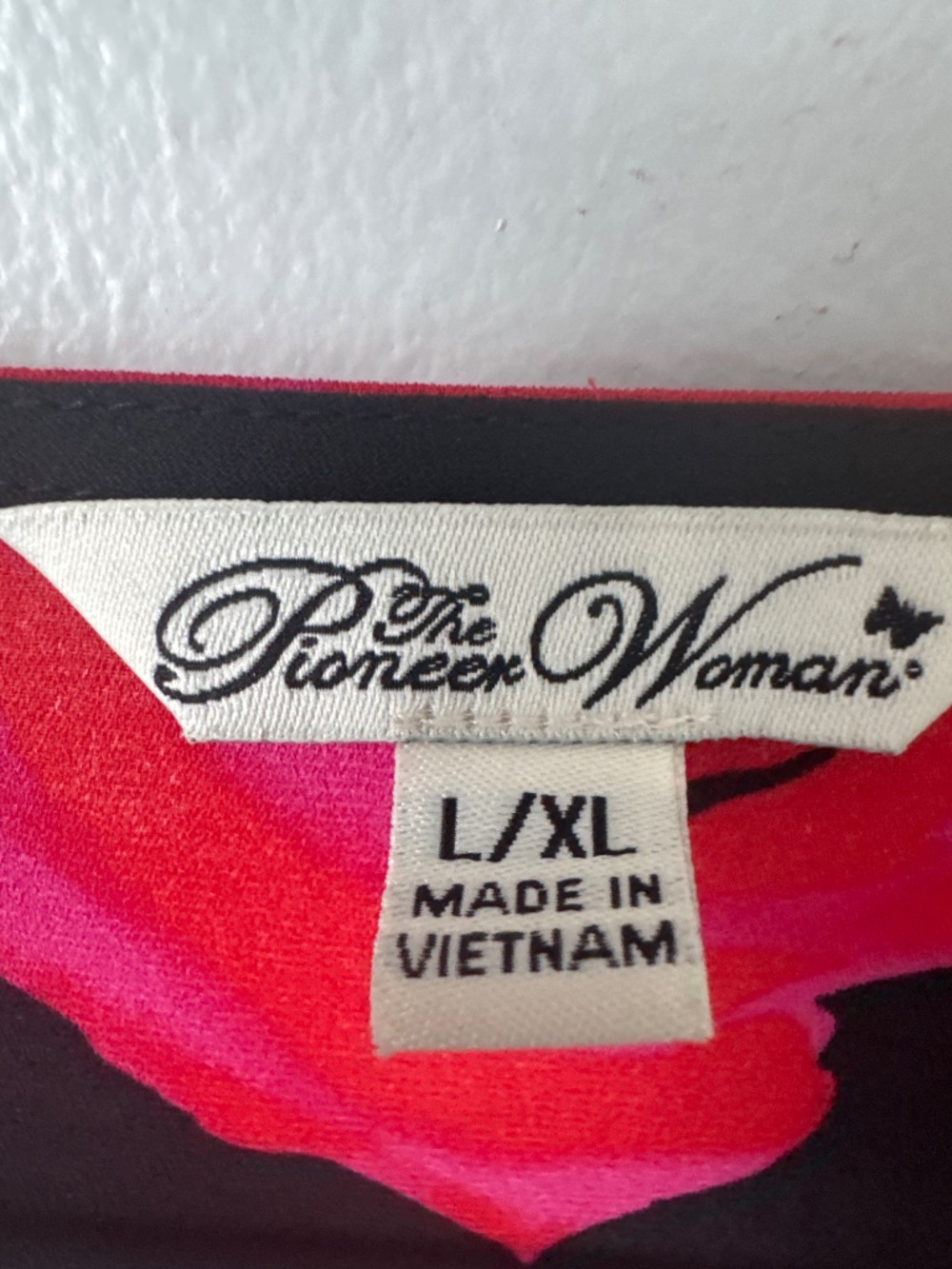 The pioneer woman floral kimono - Picture 2 of 5